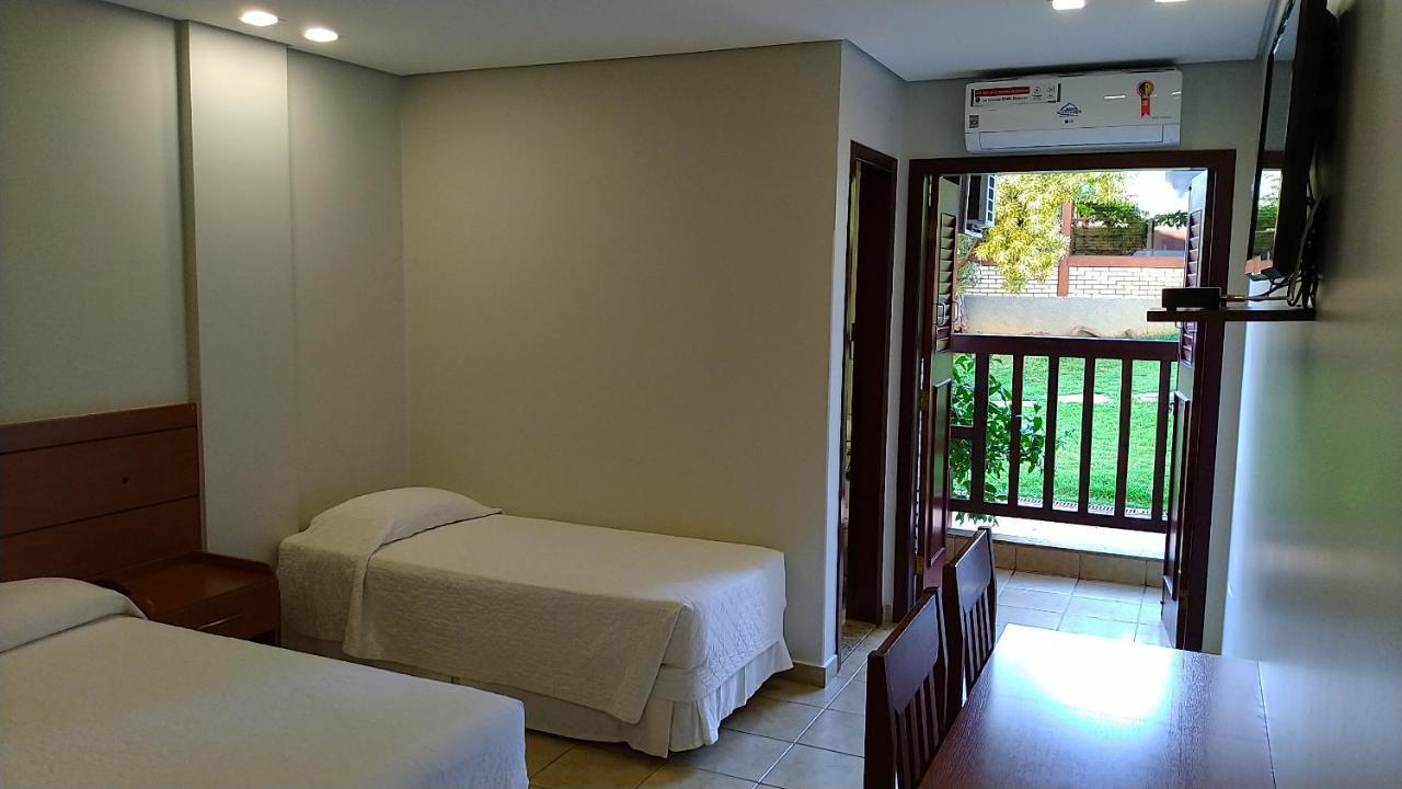 Hotel Das Palmeiras Paracatu Buitenkant foto