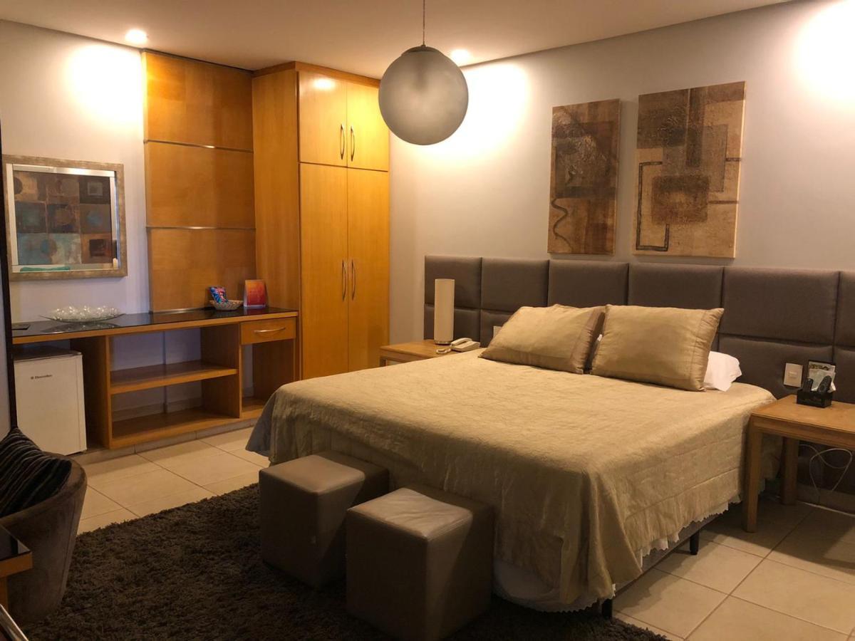 Hotel Das Palmeiras Paracatu Buitenkant foto