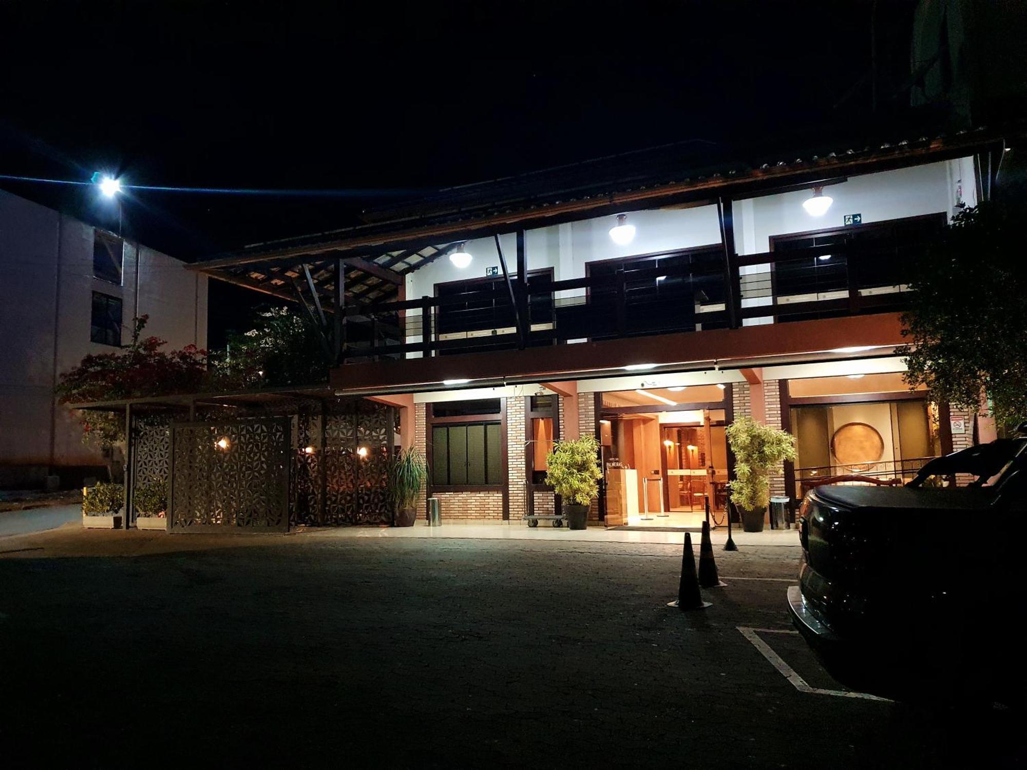 Hotel Das Palmeiras Paracatu Buitenkant foto